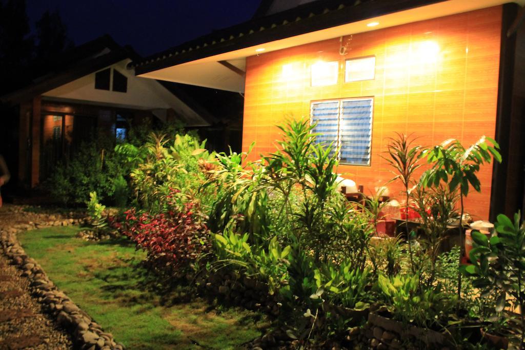 Jim Guesthouse Kanchanaburi Luaran gambar