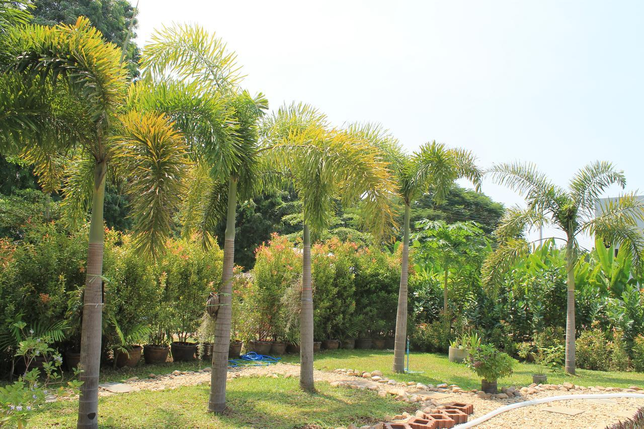 Jim Guesthouse Kanchanaburi Luaran gambar